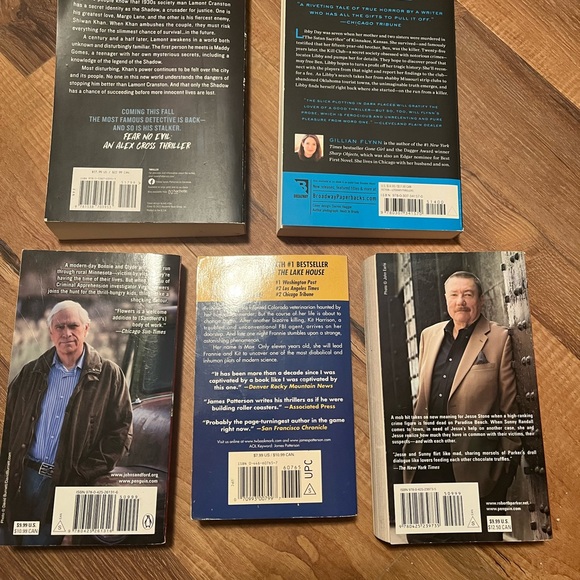 Thriller and Mystery Books set of 5 - Picture 2 of 2